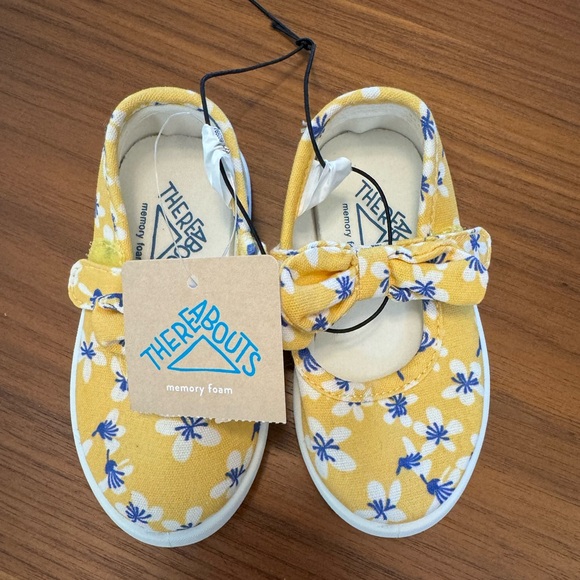 NWT JCPenney Mary Jane style toddler shoe size 5 - Picture 2 of 5